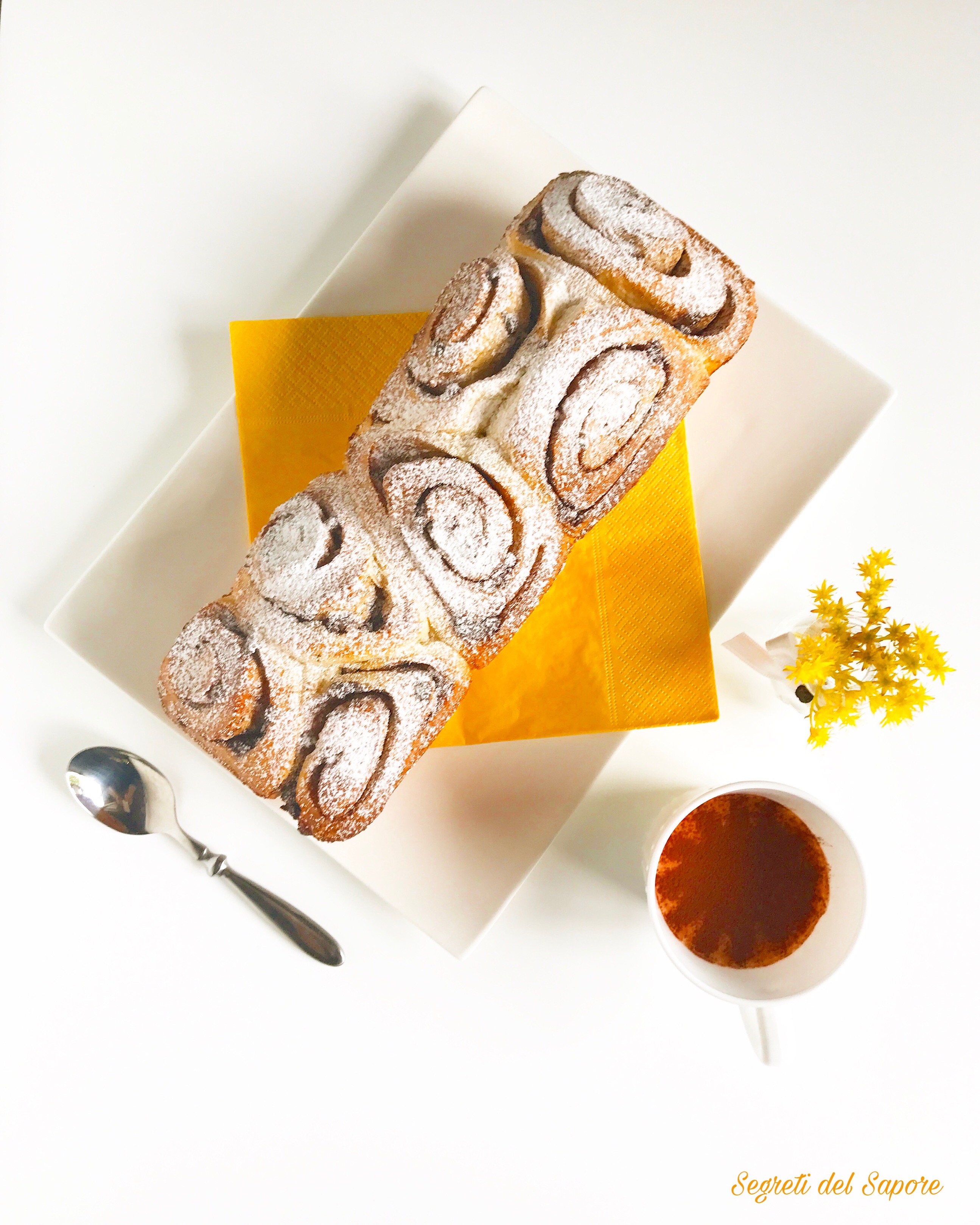 Brioche di rose al cioccolato a lievitazione naturale